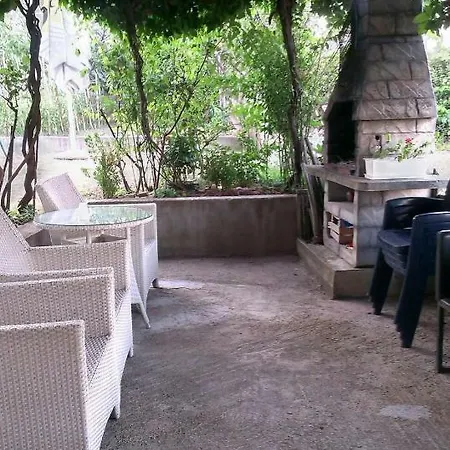 Studio Apartman Nena Apartment Split