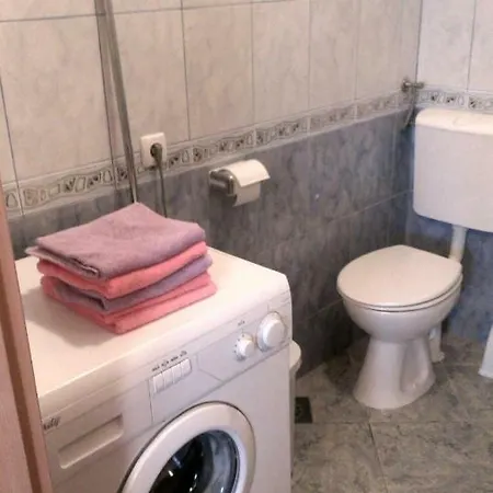 Studio Apartman Nena